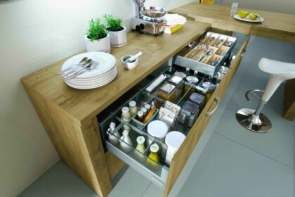 Функциональные кухни для дачи — что выбрать?